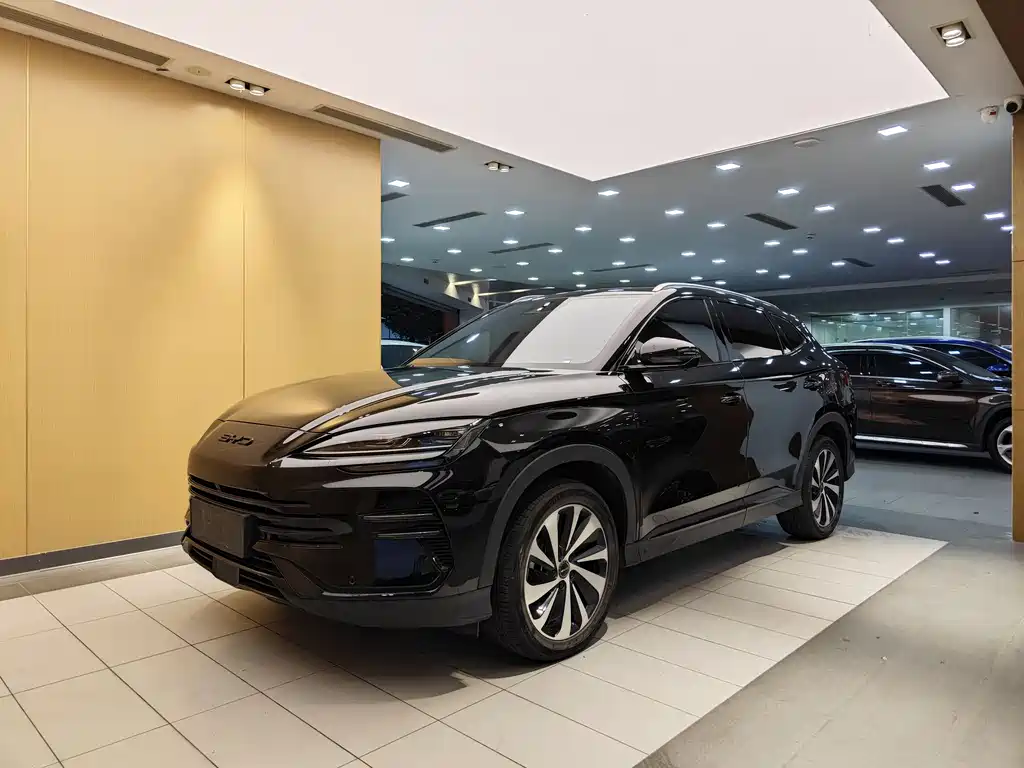 Song PLUS New Energy 2023 Champion Edition DM-i 150-километровый флагманский автомобиль PLUS