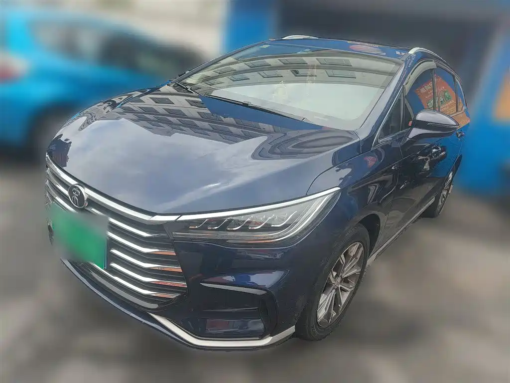 Song MAX 2021 upgraded version 1.5T automatic luxury 6-seater
