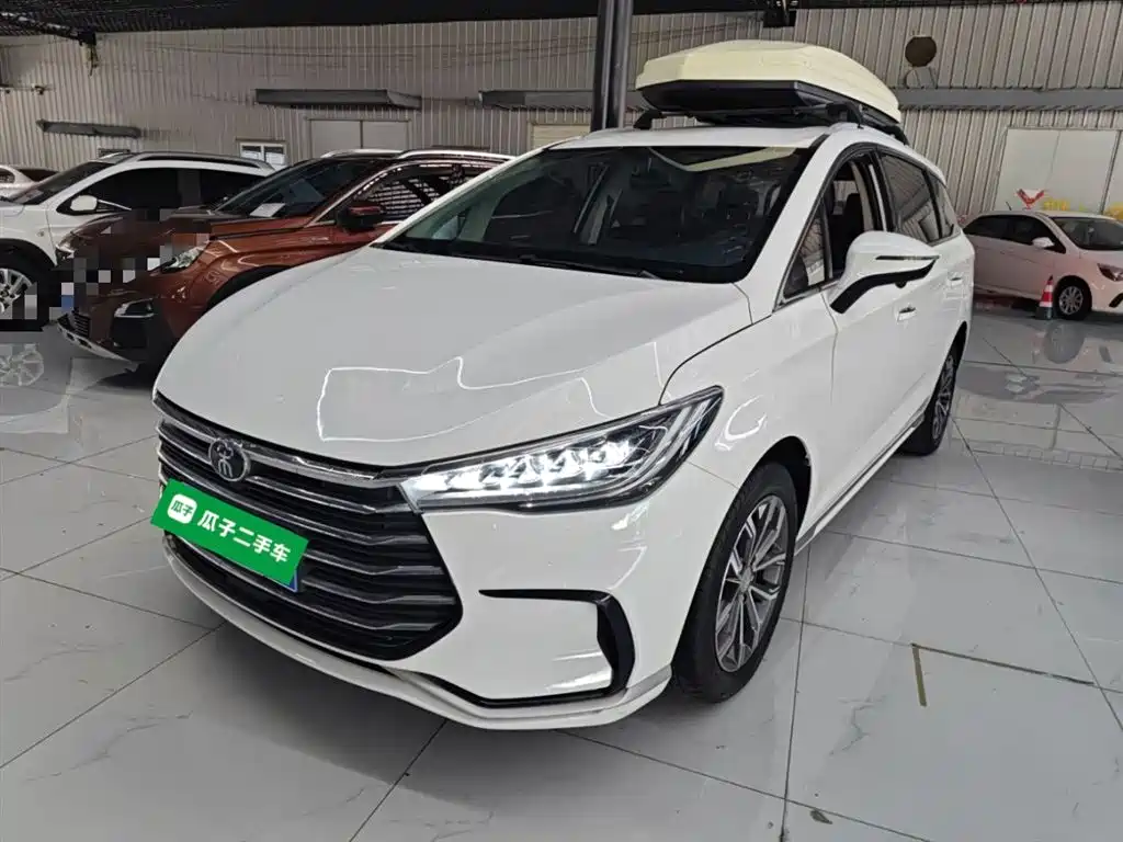 Song MAX 2021 upgraded version 1.5T automatic luxury 6-seater