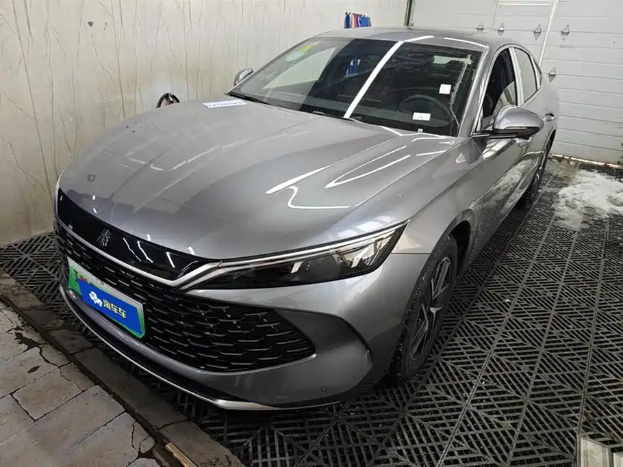 Qin L 2024 DM-i ведущий тип на 120 км