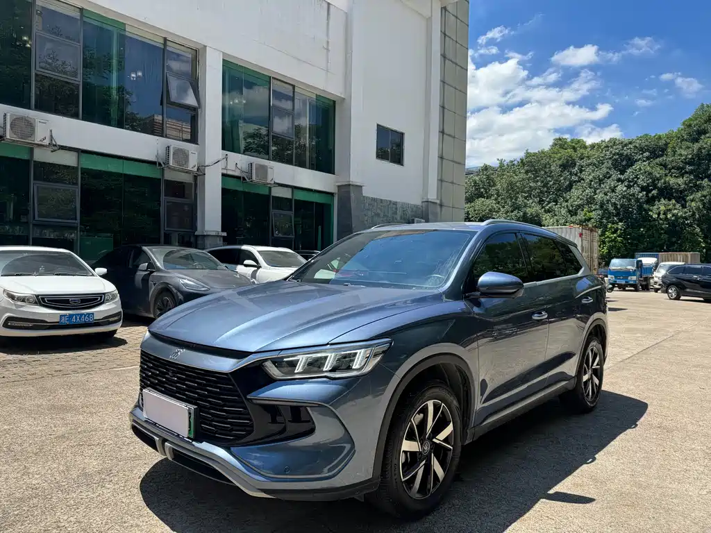 Song Pro New Energy 2024 Glory Версия DM-i 71 КМ Лидирующий тип