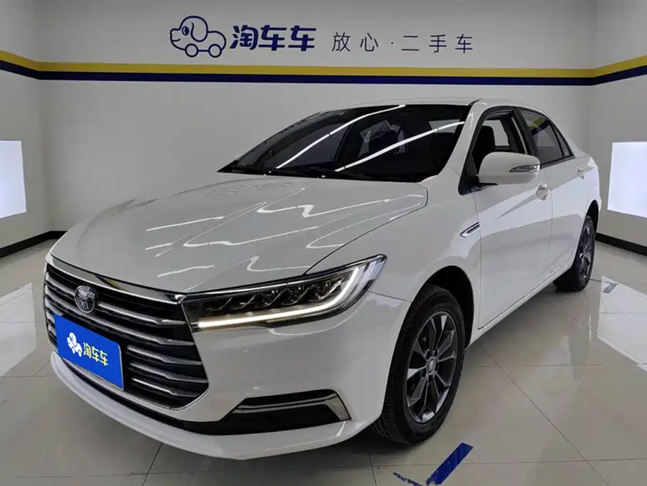 Qin 2019 1.5L Automatic Deluxe