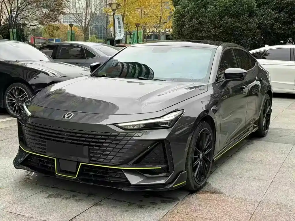 Changan UNI-V 2022 1.5T Sport Edition