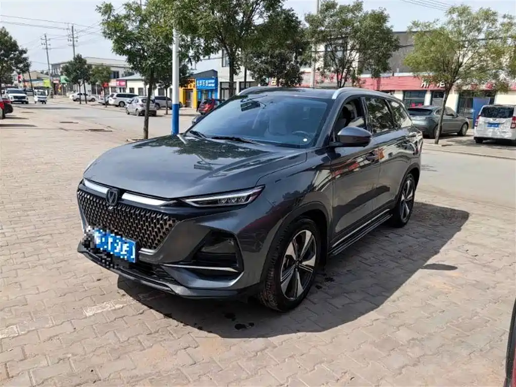 Changan X7 PLUS 2024 model 1.5T automatic smart enjoyment type 5 seats