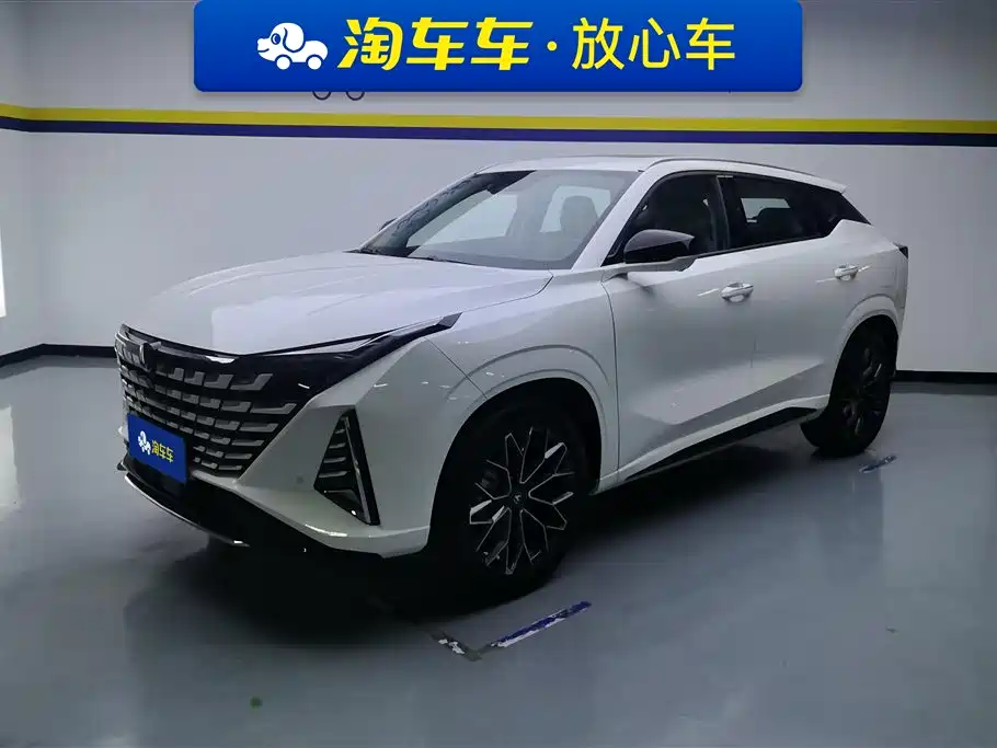 Changan UNI-Z 2025 1.5T Premium Type
