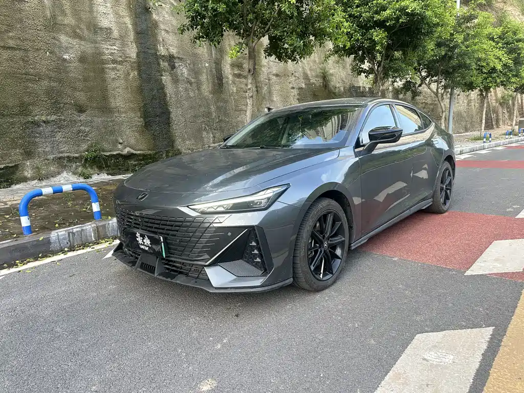 Changan UNI-V Smart iDD 2023 Smart iDD 1.5T 113km Smart Fun Type