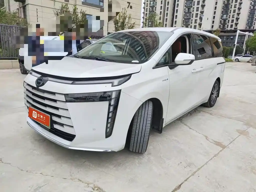 Trumpchi E8 2024 Glory Series 2,0Л Glory Edition