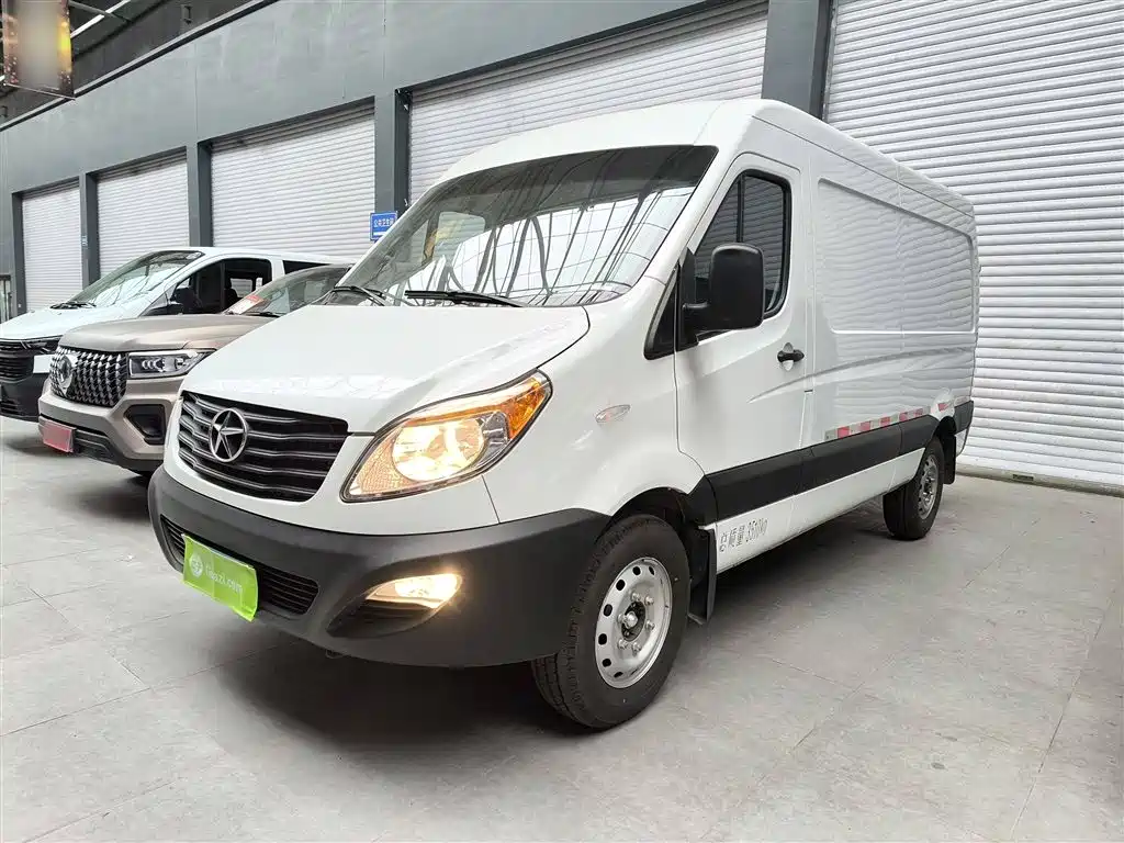 Xingrui 2023 model 2.0T 5 Series Logistics version 3-seater D20TCIF1