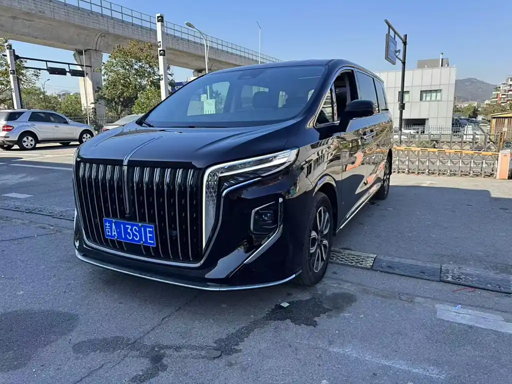 Hongqi HQ9 2023 Model 2.0T Zhilian Flag Enjoy Edition