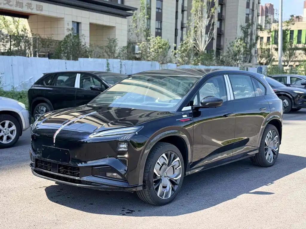 Hongqi Tiangong 08 2025 680 Ultra four-wheel drive version