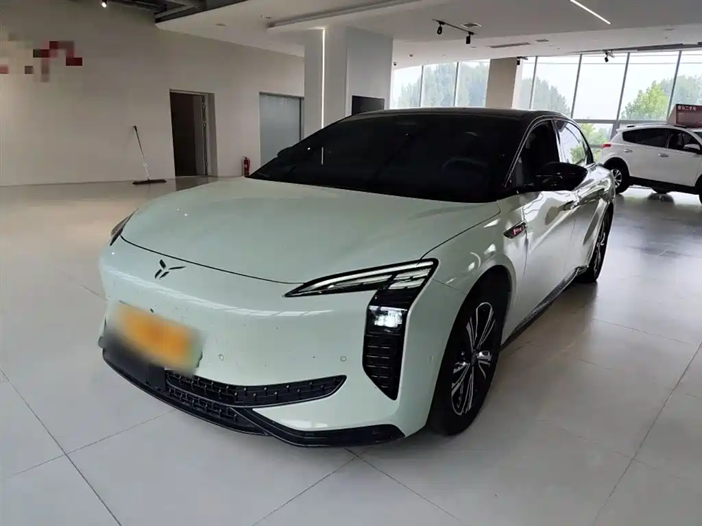 Hongqi EH7 2024 model 690 Pro