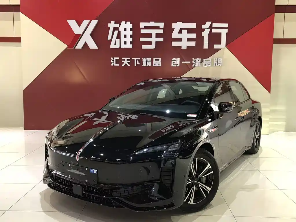 Hongqi EH7 2024 model 690 Pro Glory Edition