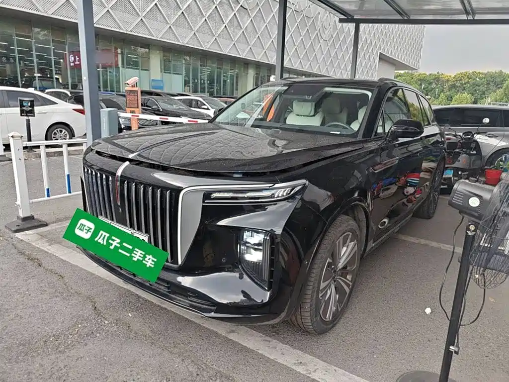 Hongqi E-HS9 2021 460km Flag Enjoy Edition six-seater
