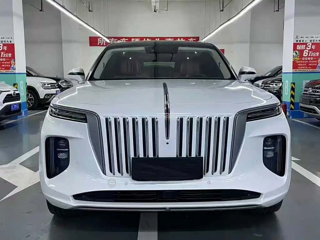 Hongqi E-HS9 2022 690km Flag Enjoy Edition six-seater