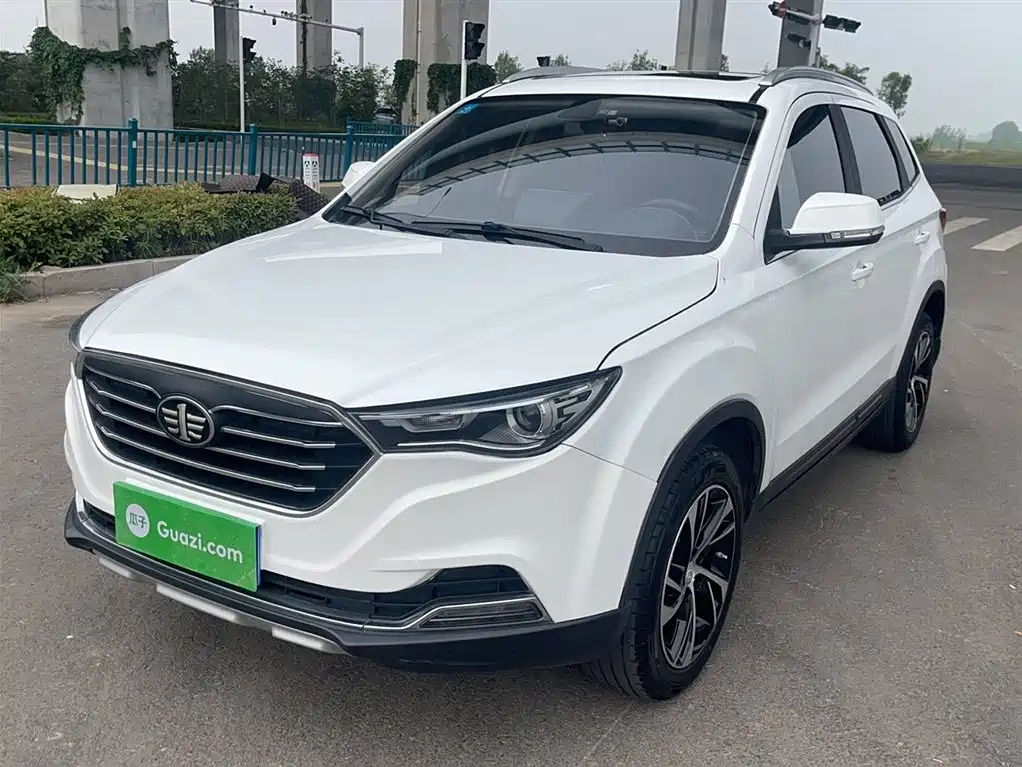 Pentium X40 2019 1.6L automatic luxury Country VI