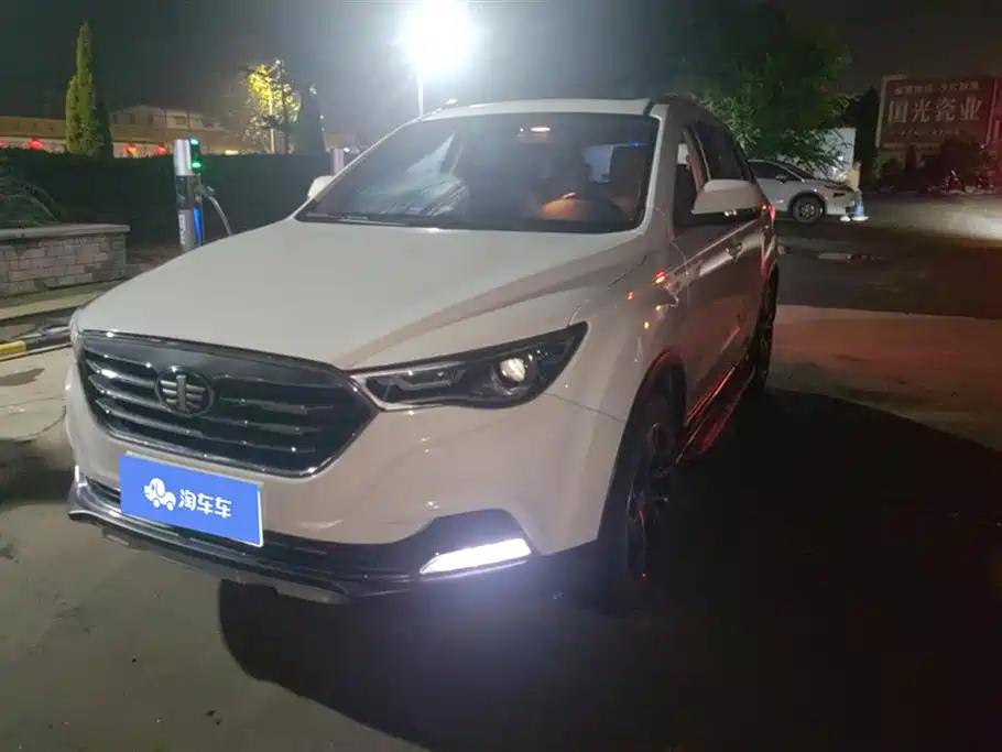 Pentium X40 2019 1.6L automatic luxury Country V