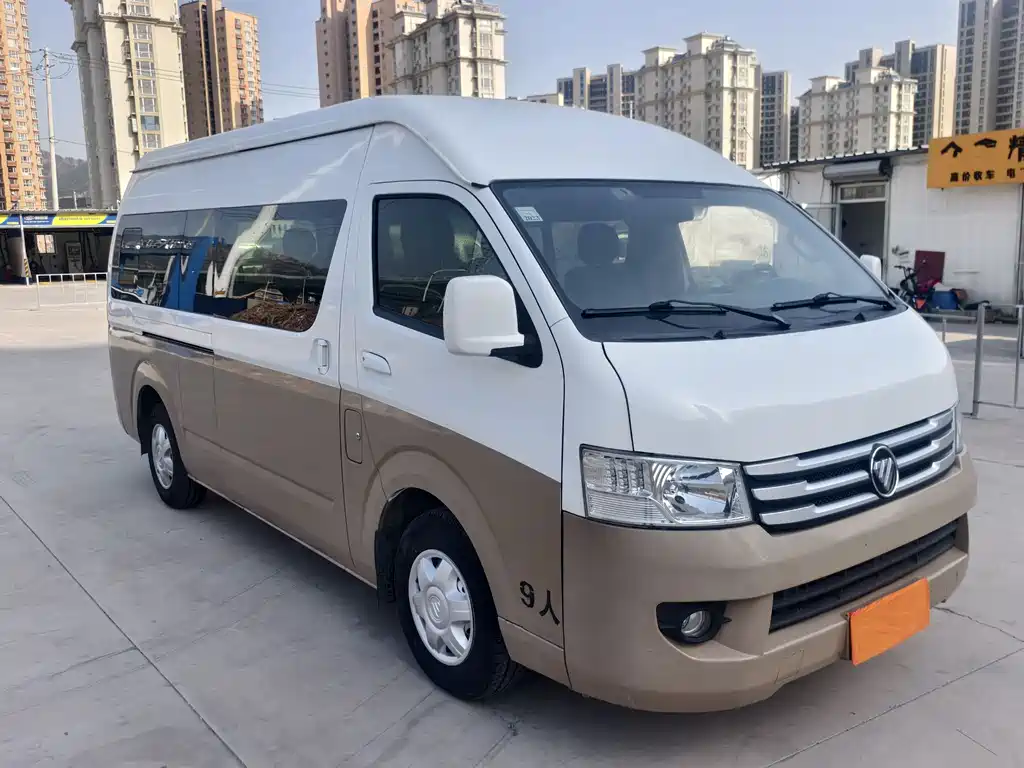 Landscape G9 2020 2.8T diesel commercial version long axis high top 9-seat open window 4J28TC3