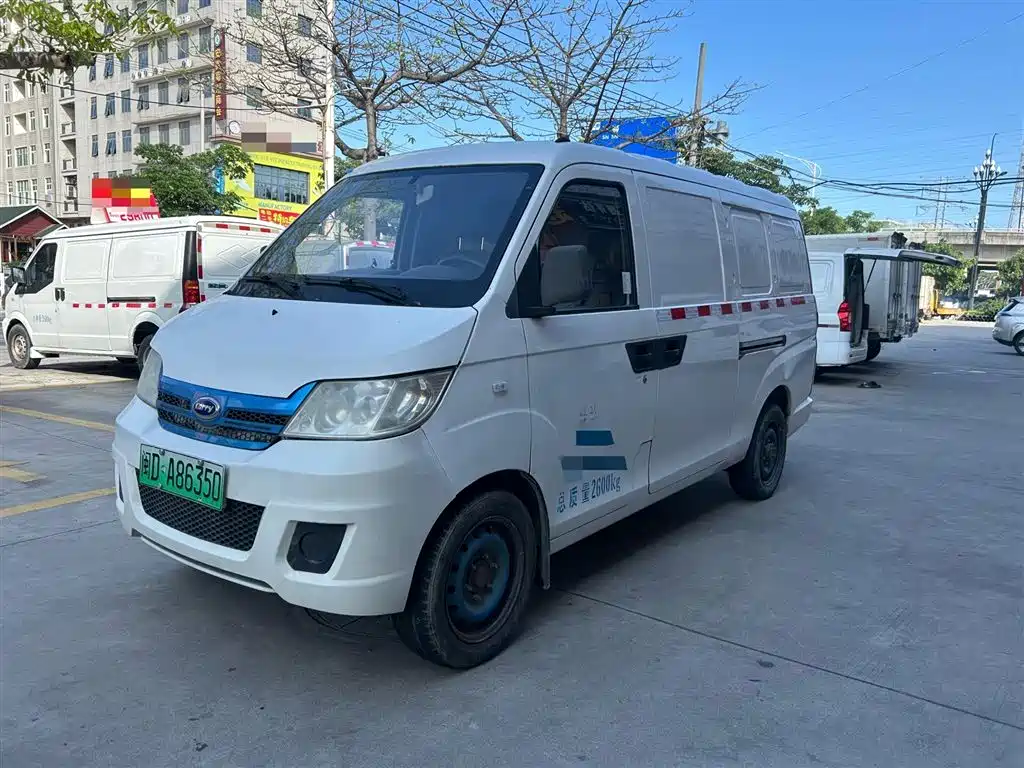 Youyou EV 2019 model facelift comfortable SQR5032