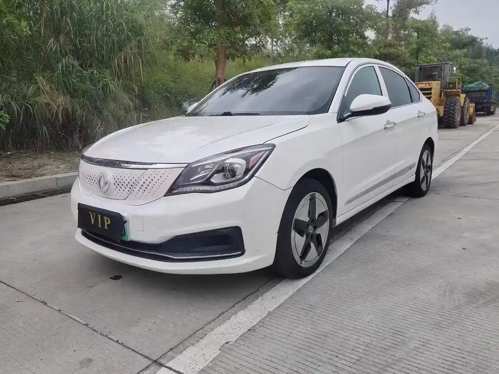 Dongfeng Fengshen E70 2021 Facelift 500 Super Exclusive Edition