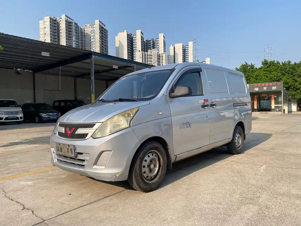 Wuling Rongguang V 2019 1.5L Window Sealing Car practical National VI LAR