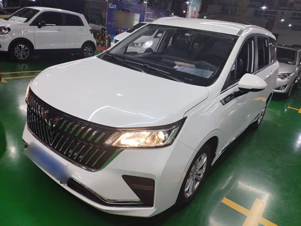 Wuling Jiachen 2022 1.5L Manual Enjoy Comfort Type