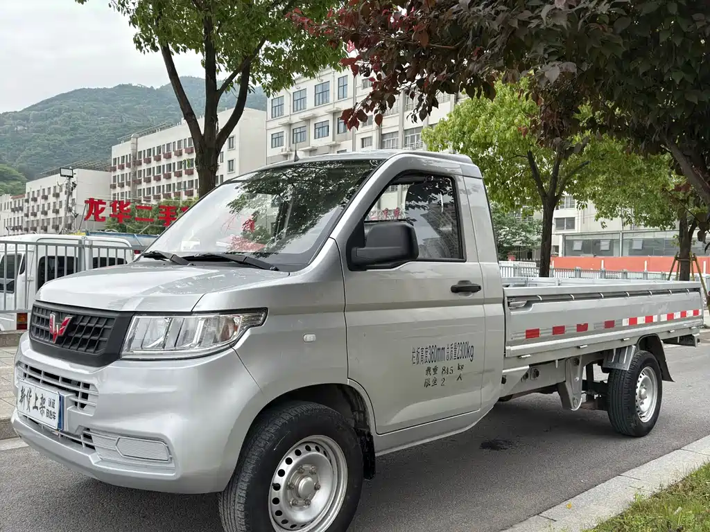 Новая карта Wuling Rongguang 2022 года выпуска, модель 1,5 Л, стандартный тип, удлиненный однорядный ящик