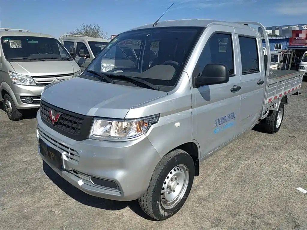 Wuling Rongguang New card 2021 1,5-литровый автомобиль для поездок по сельской местности версия LV1 удлиненный двухрядный L3C