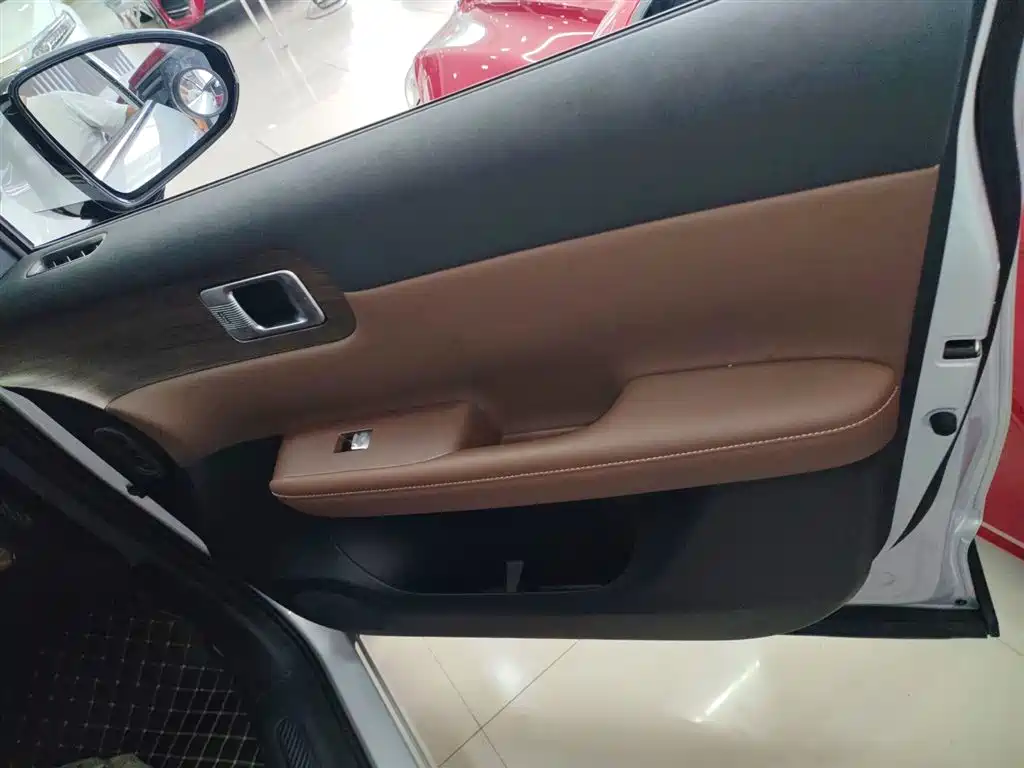 Фото машины 25