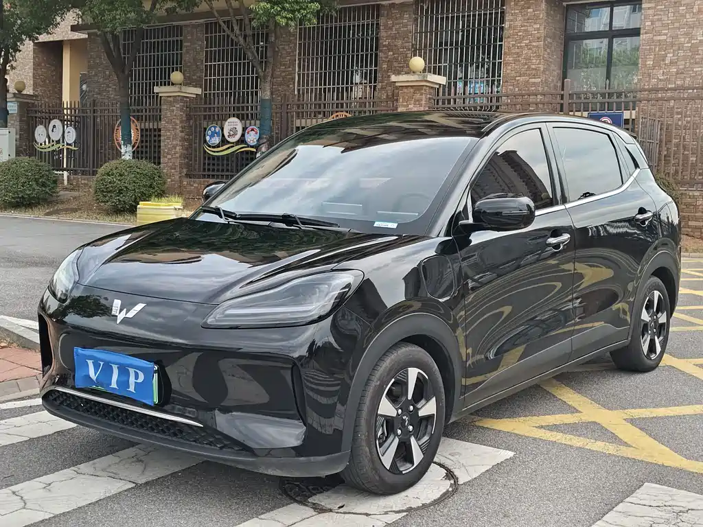 Четырехместная версия Wuling Bingguo PLUS 2024 длиной 510 км
