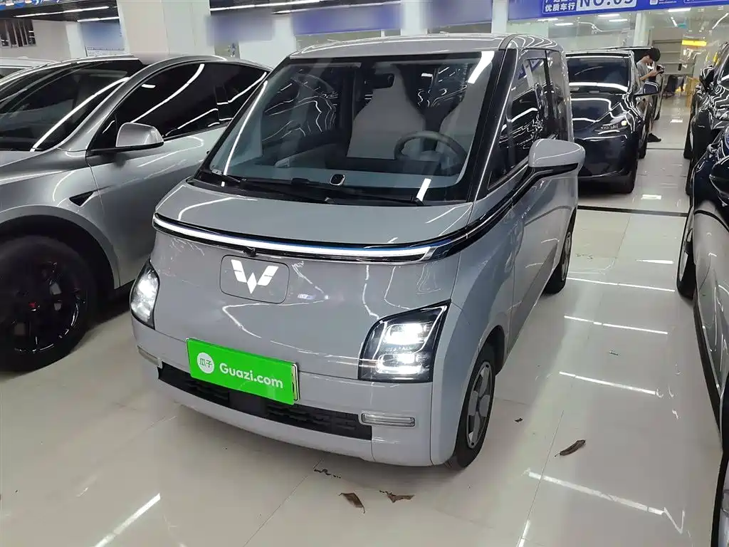 Четырехместный Wuling Air ev Clear Sky 2023-Стандартная версия