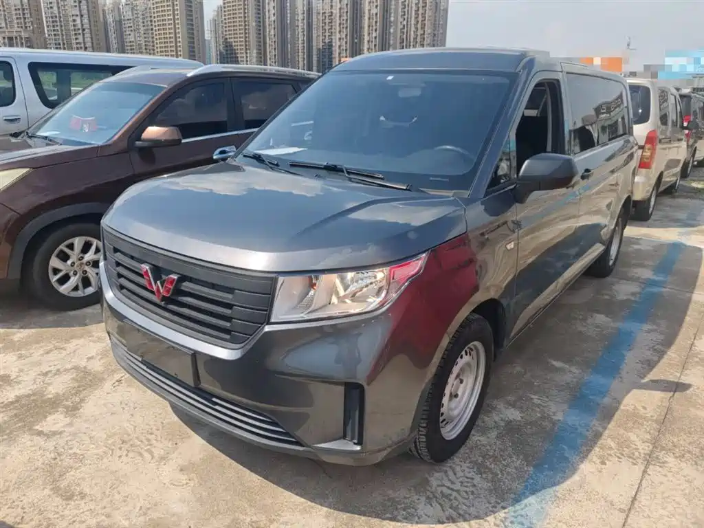 Wuling Journey 2022 2.0L Manual Entrepreneurial Type