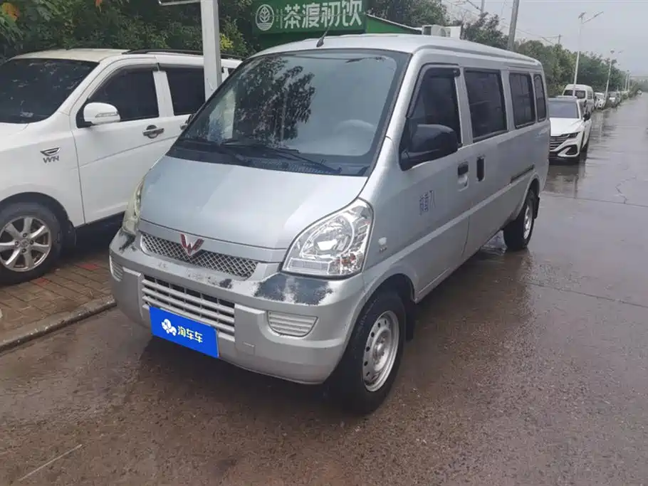 Wuling Rongguang 2021 1,5 л Расширенный базовый L3C