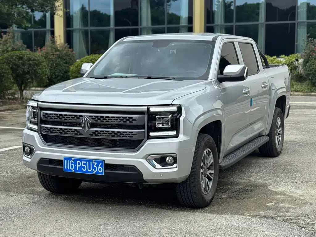 Модель Avenue 2023 Almighty 2,3-тонный дизельный автомобиль с автоматическим полным приводом, оснащенный стандартной осью Comfort