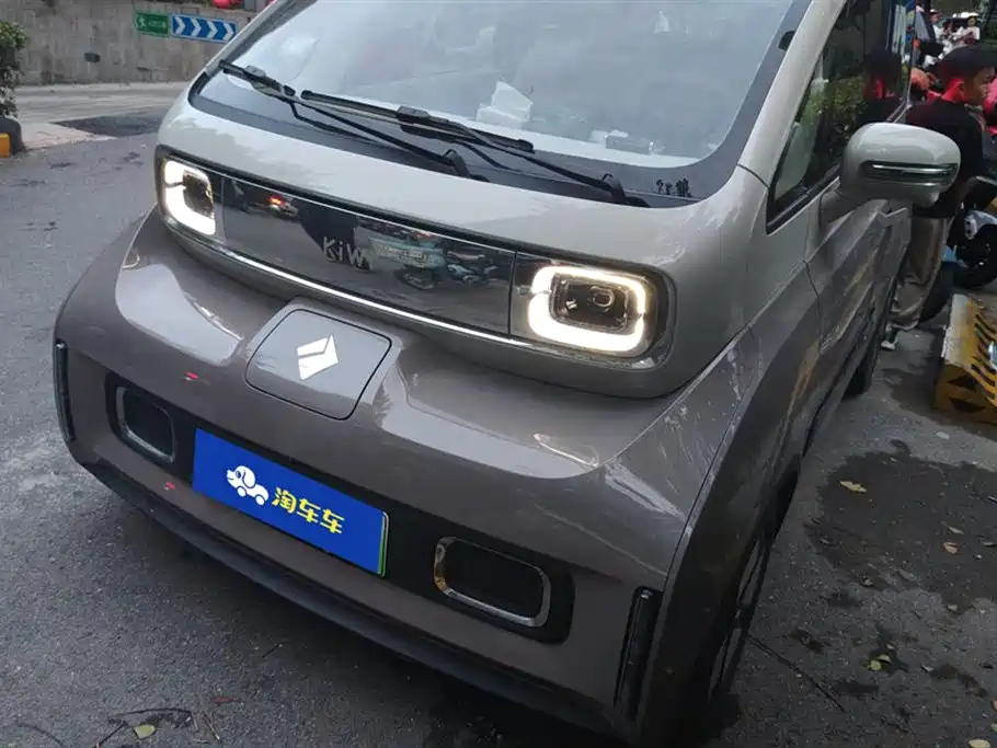 Baojun KiWi EV 2023 DJI Edition Lithium Iron Phosphate