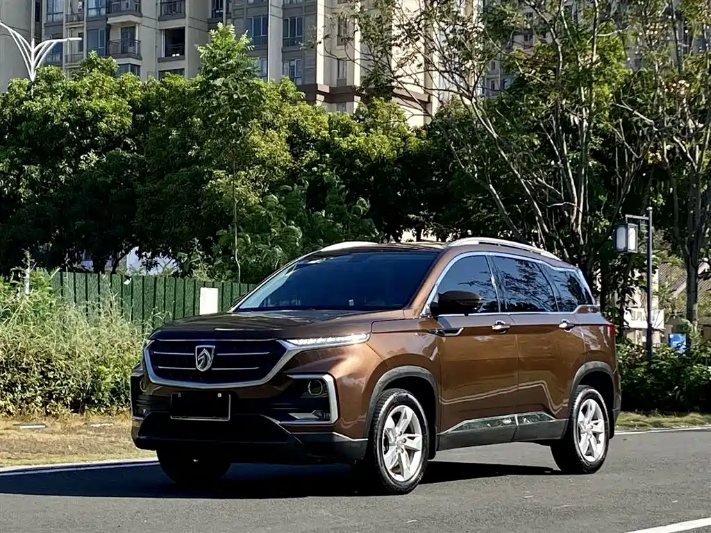 Baojun 530 2019 1.5T CVT luxury National V