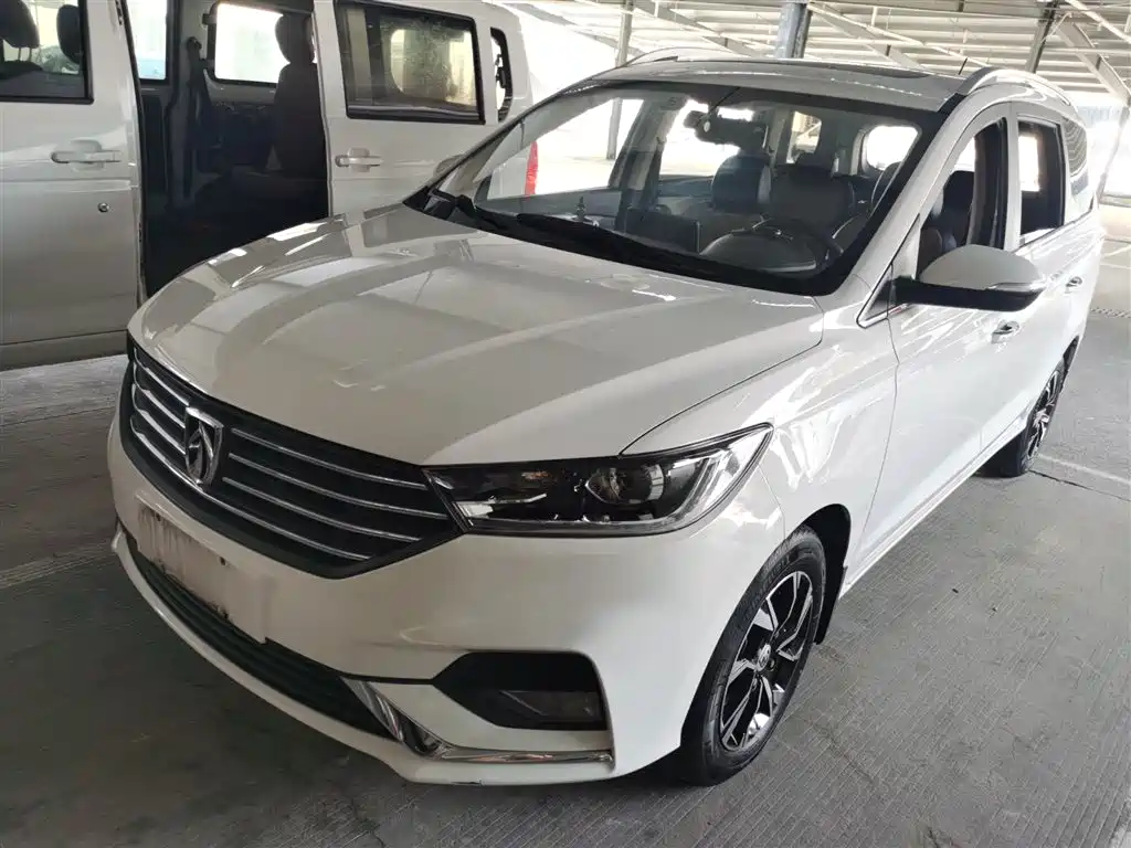 Baojun 360 2019 1.5L manual luxury Country VI