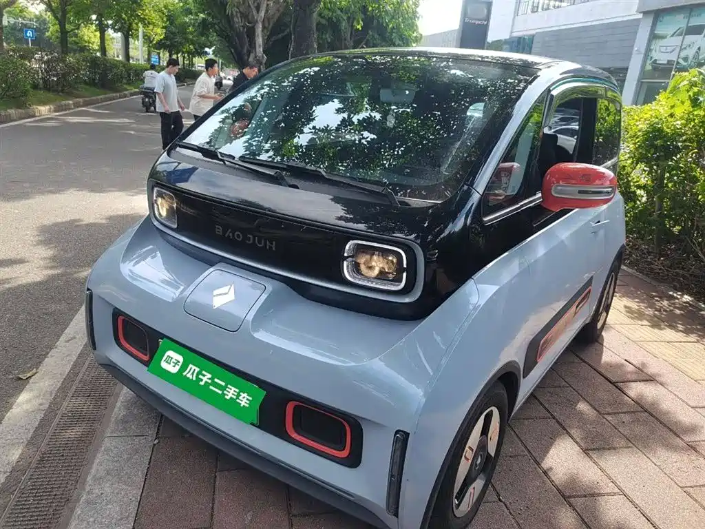Baojun KiWi EV 2022 Artist Light Edition Ternary Lithium
