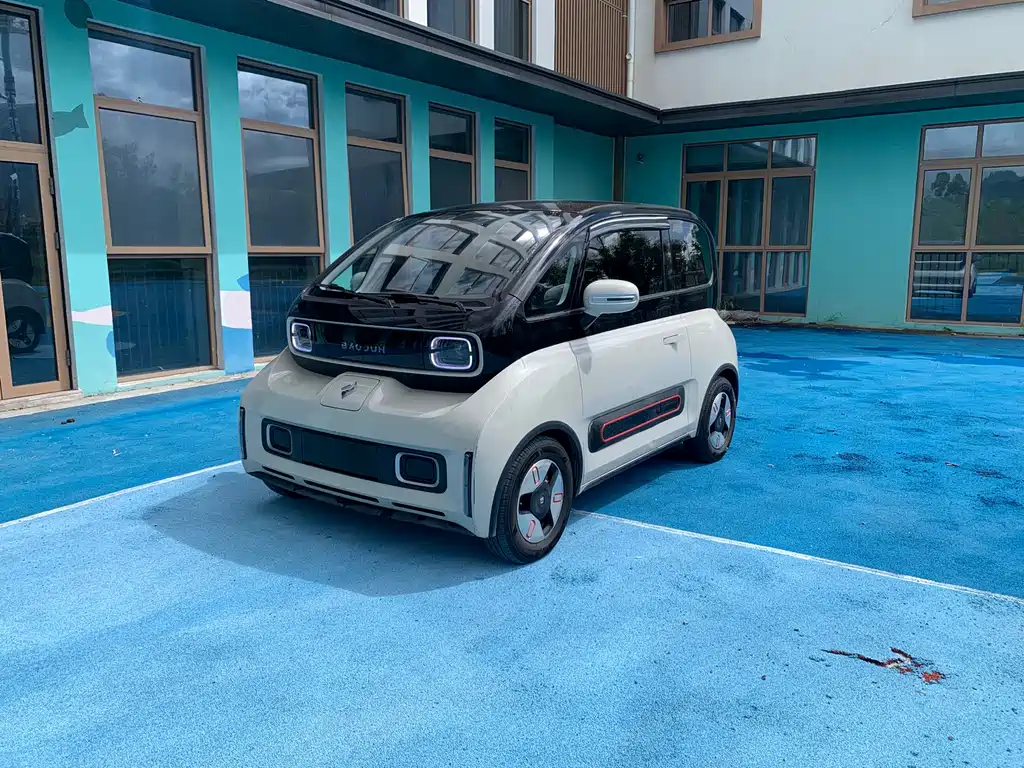 Baojun KiWi EV 2022 Artist Light Edition Lithium Iron Phosphate