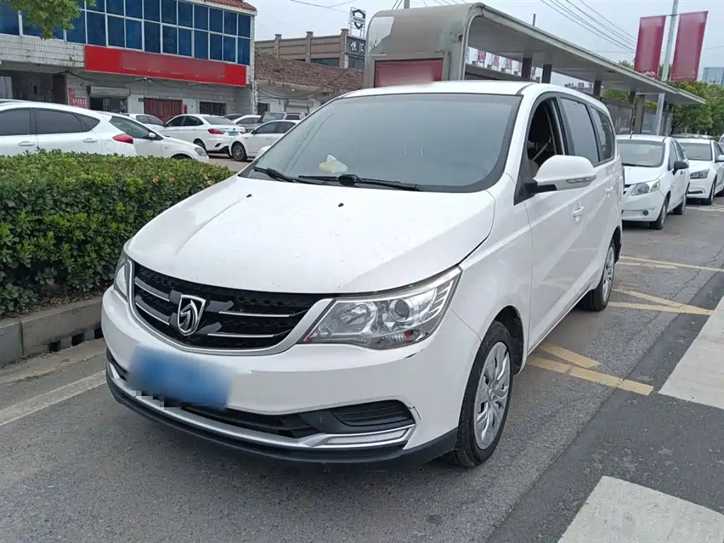 Baojun 730 2019 1.5L manual value-for-money 7-seater country VI
