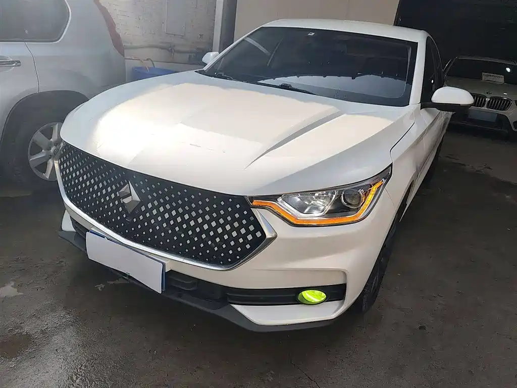 Baojun RC-6 2019 1.5T CVT 24-hour online luxury