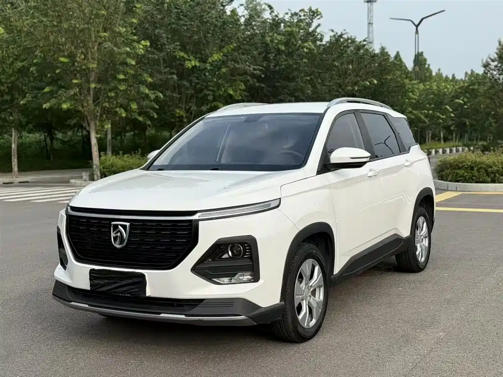 Baojun 530 2020 1.5T CVT luxury interconnected 6-seater