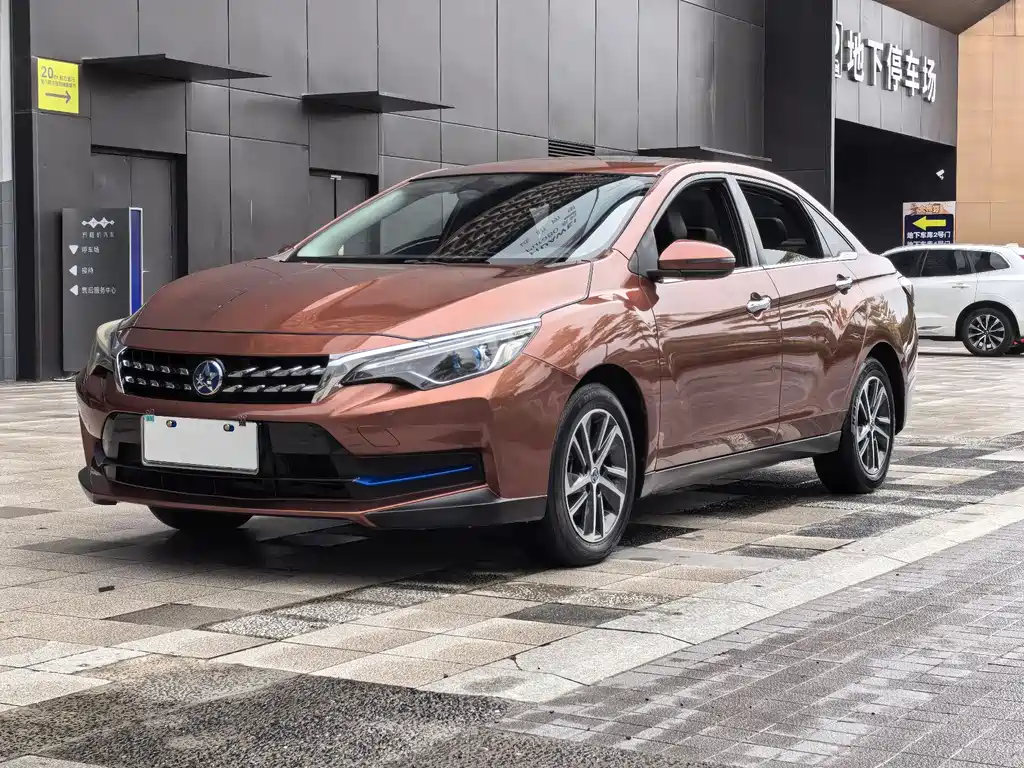 Qichen D60 2019 1.6L XL CVT Intelligent Elite Edition