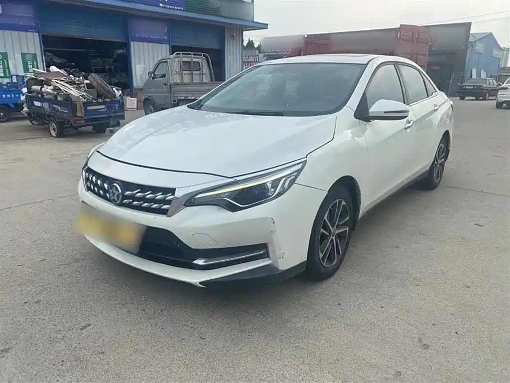 Qichen D60 2019 1.6L XL CVT Intelligent Elite Edition