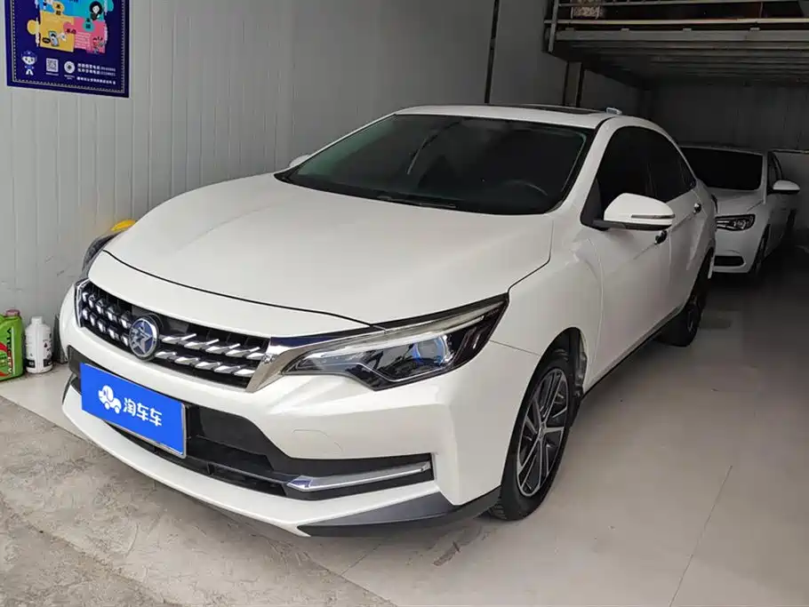 Qichen D60 2019 1.6L XL CVT Intelligent Elite Edition
