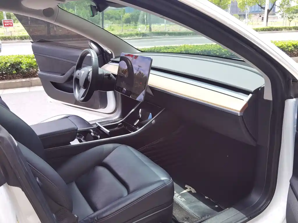 Фото машины 18