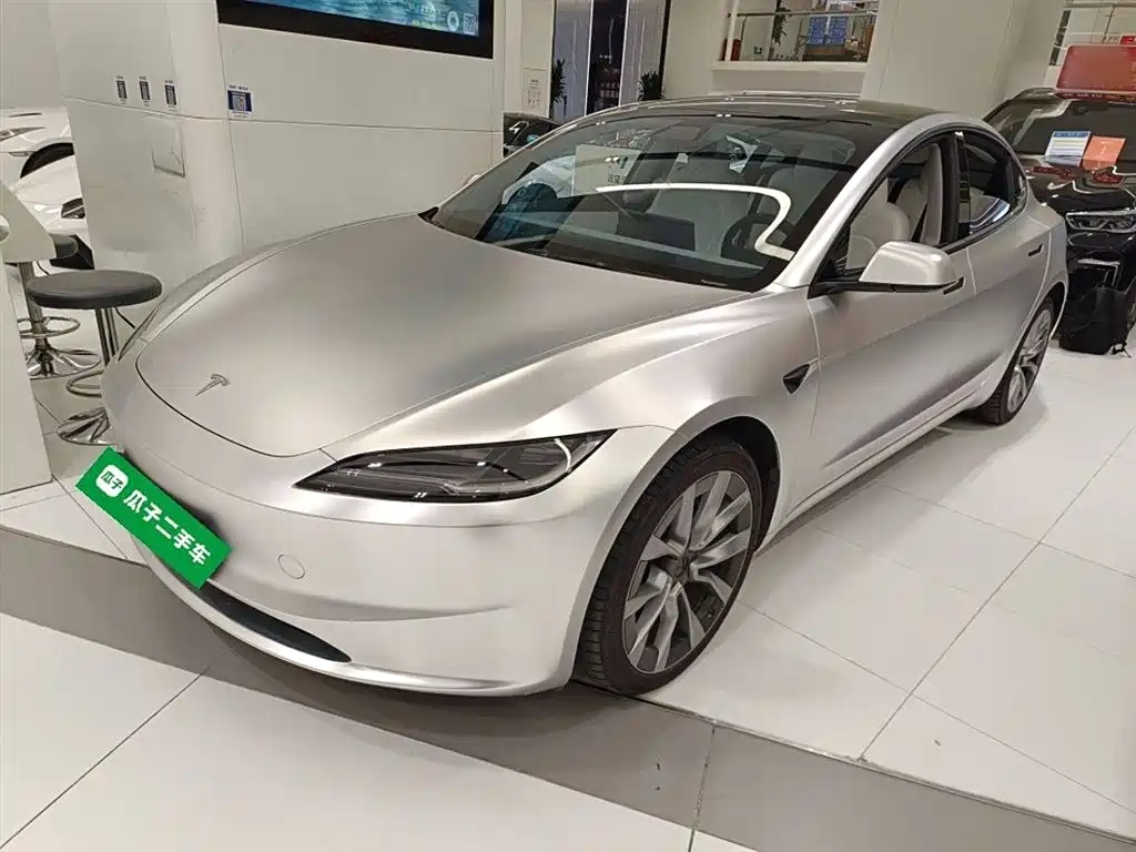 Model 3 2023 Rear Wheel Drive