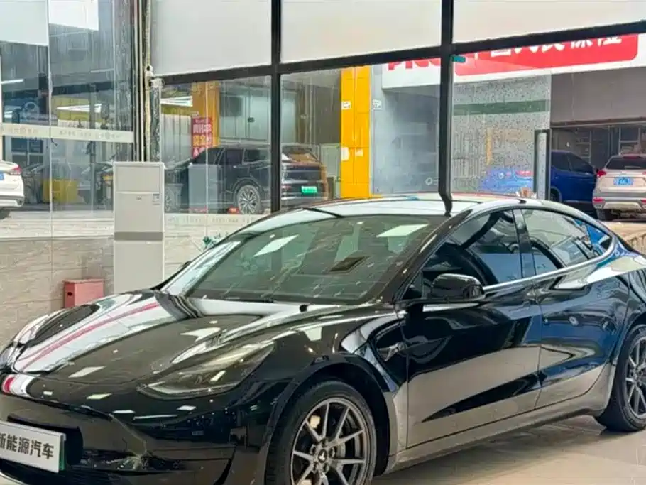 Model 3 2022 Rear Wheel Drive