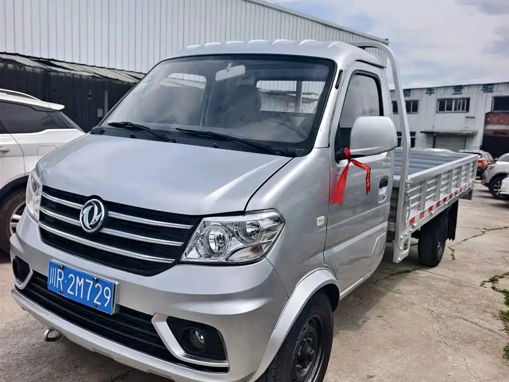 Dongfeng Xiaokang D51 2019 модель 1,5 л базовый задний одноколесный National V DK15