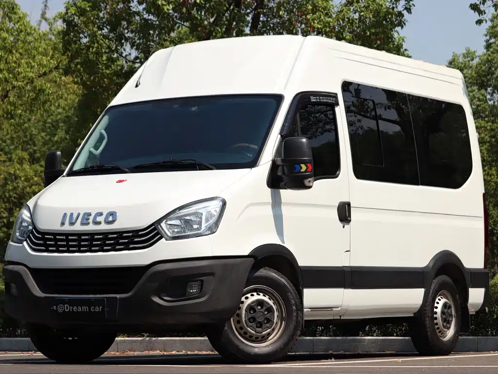 Iveco Ousheng 2021 2.0T механическая дверь Shangrui с короткой осью и высоким верхом F1A