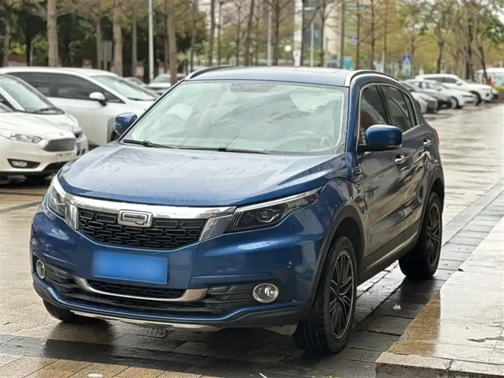 Qoros 5 2019 1,6-тонное автоматическое интеллектуальное облачное соединение (AliOS) версии Ultimate Edition